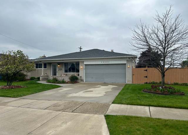 Property at 13541 Yvonne Dr, Warren, MI 48088, 3 beds, 2 baths