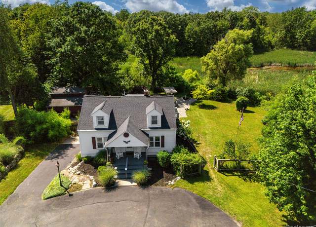 Property at 2709 Glenrose St, Auburn Hills, MI 48326, 3 beds, 2.5 baths