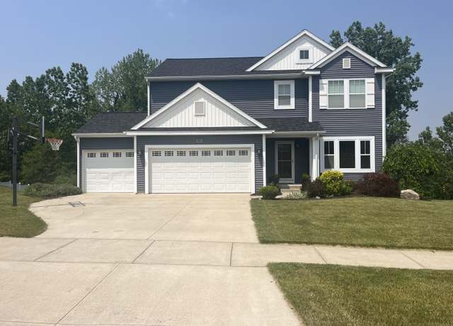 Property at 727 Wild Flower Ct, Wayland, MI 49348, 5 beds, 3.5 baths