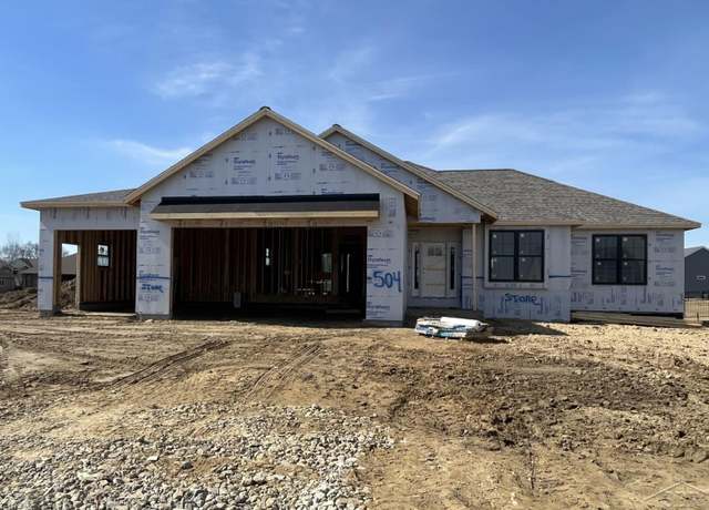 Property at 504 Queens Creek Dr, Frankenmuth, MI 48734, 3 beds, 2.5 baths