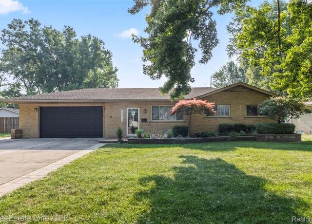 Property at 29812 Elmgrove St, St Clair Shores, MI 48082, 4 beds, 2 baths