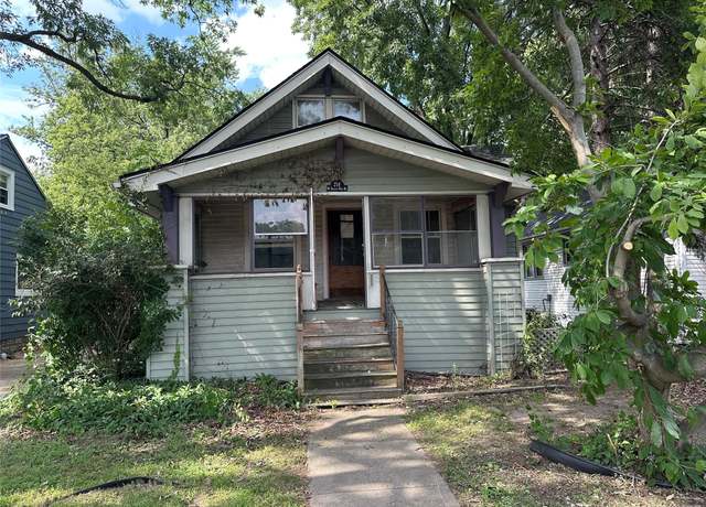 Property at 214 W 12 Mile Rd, Royal Oak, MI 48073, 3 beds, 1 bath