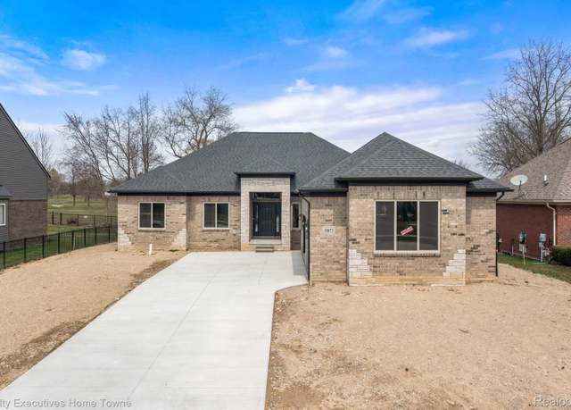 Property at 35873 Glenville Dr, New Baltimore, MI 48047, 3 beds, 2.5 baths