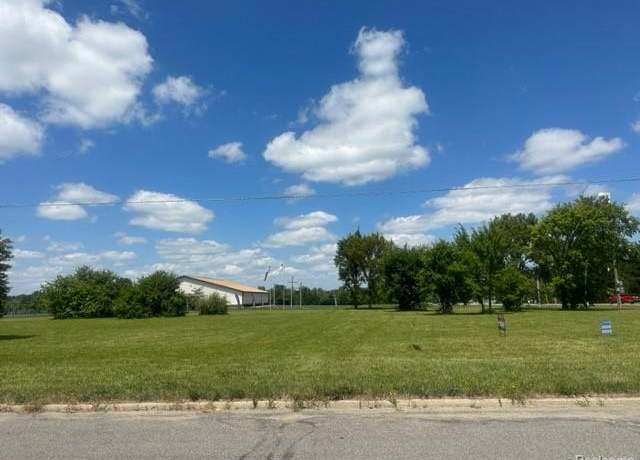 Property at 1.38 Acre Belsay, Burton, MI 48519