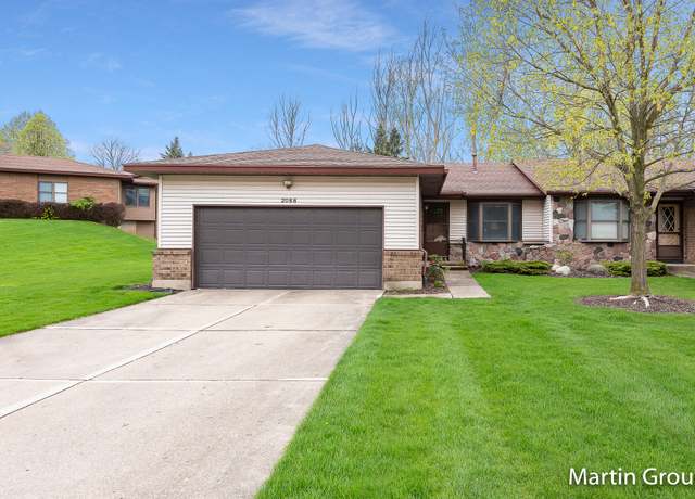 Property at 2068 Ter Van Dr NE, Grand Rapids, MI 49505, 2 beds, 2.5 baths