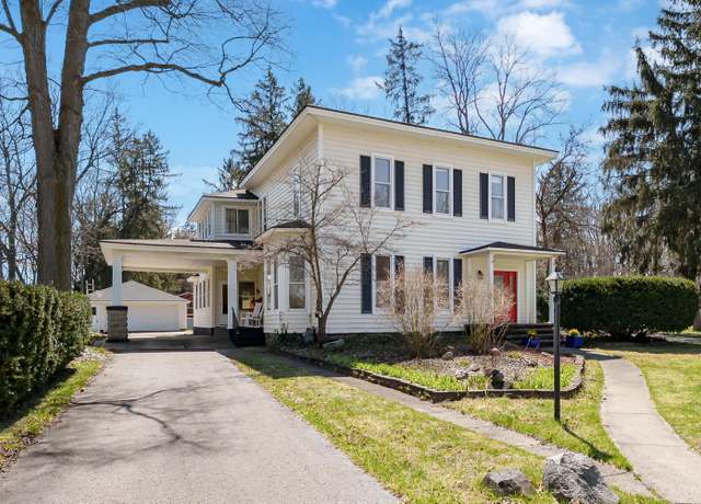 Property at 551 W Bridge St, Plainwell, MI 49080, 6 beds, 4.5 baths