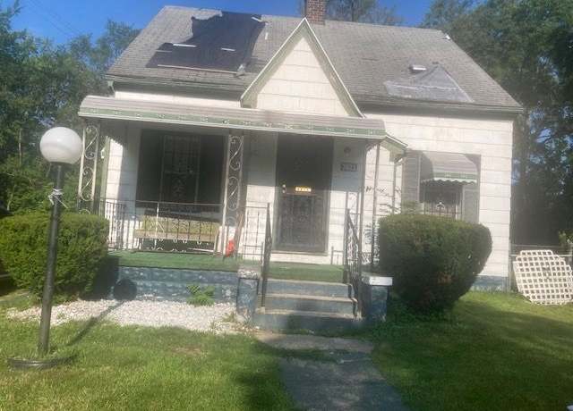 Property at 3621 Alexander St, Flint, MI 48505, 3 beds, 1.5 baths