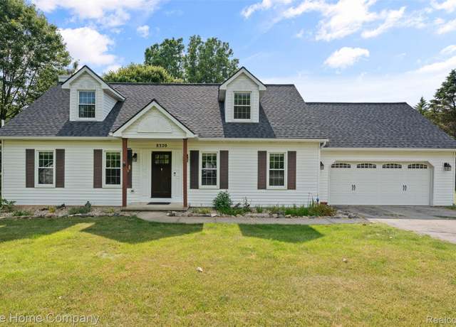 Property at 8320 Constitution Blvd, Pinckney, MI 48169, 4 beds, 3 baths