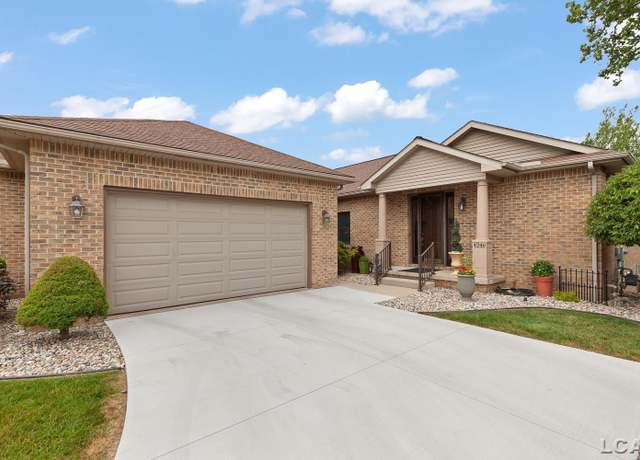 Property at 4246 Evergreen Rd, Adrian, MI 49221, 3 beds, 3 baths