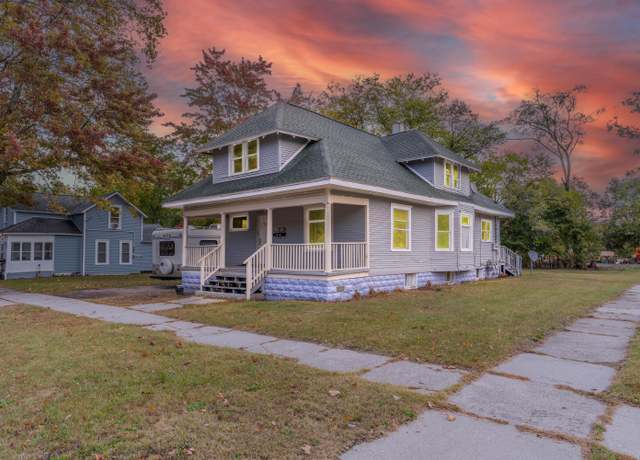 Property at 1094 Williams St, Muskegon, MI 49442, 3 beds