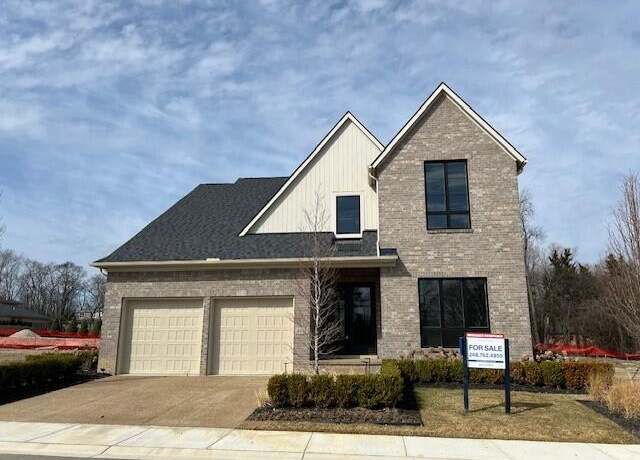 Property at 4194 Prescott Park Cir, West Bloomfield, MI 48323, 3 beds, 2.5 baths