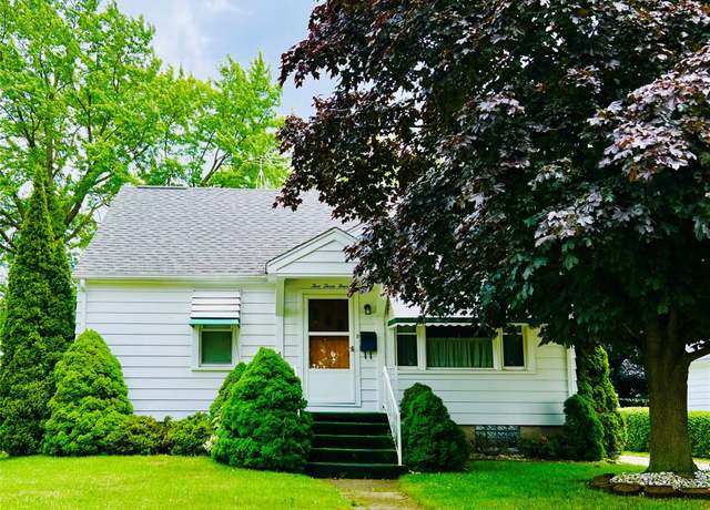Property at 534 N Mary St, Marine City, MI 48039, 3 beds, 2 baths