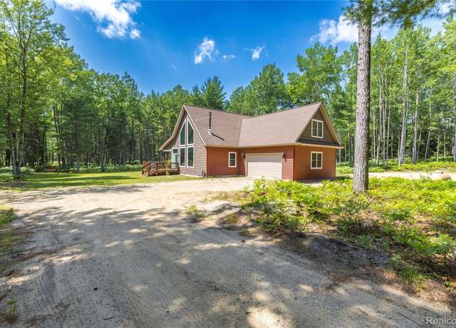Property at 4345 Brenda Ct, St Helen, MI 48656, 2 beds, 1.5 baths