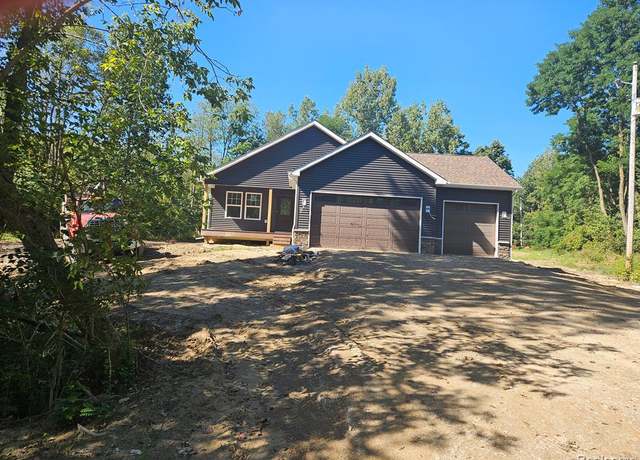 Property at Parcel B Clyde, Fenton, MI 48430, 3 beds, 2 baths
