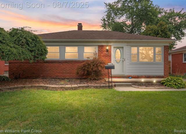 Property at 29401 Tamarack Dr, Flat Rock, MI 48134, 3 beds, 2 baths