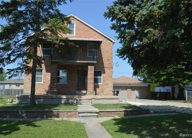 Property at 28755 Barkman St, Roseville, MI 48066, 4 beds, 2 baths