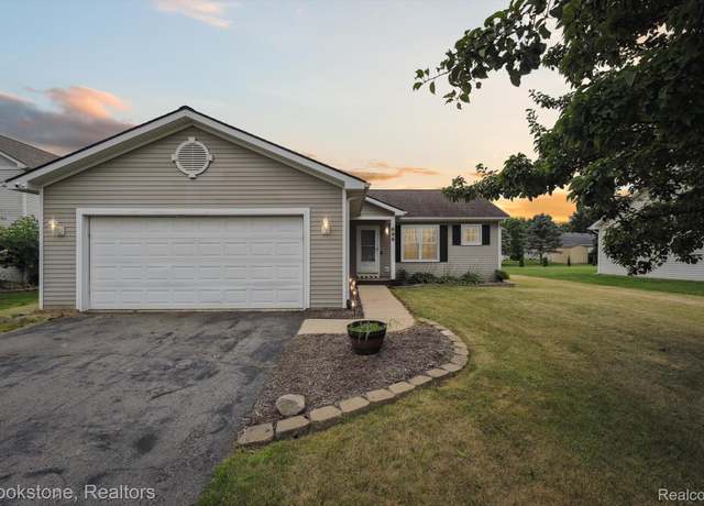 Property at 696 Jessica Cir, Fowlerville, MI 48836, 2 beds, 2 baths