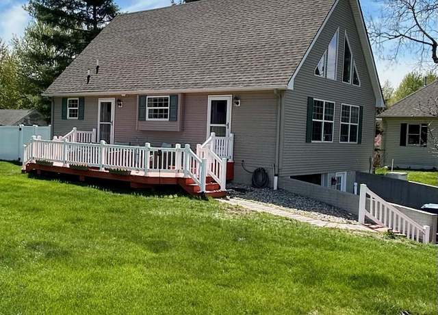 Property at 3325 Saint Anthony Rd, Temperance, MI 48182, 2 beds, 1.5 baths