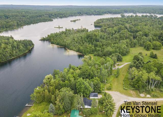 Property at 9361 Johnson Rd, Lake, MI 48632, 3 beds, 2 baths