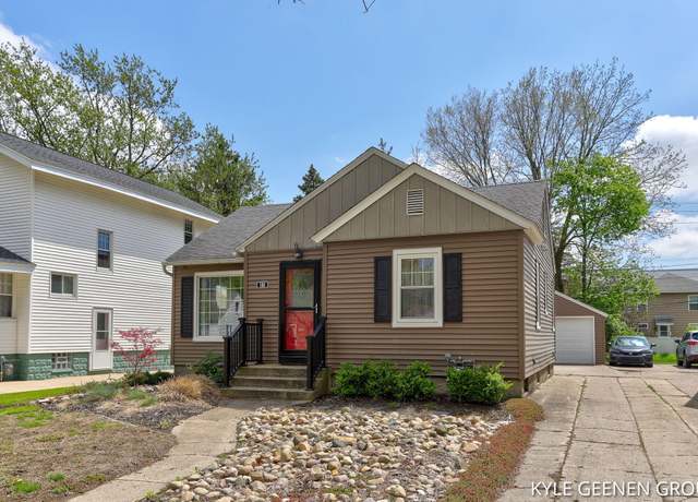 Property at 188 W 21st St, Holland, MI 49423, 2 beds, 1 bath