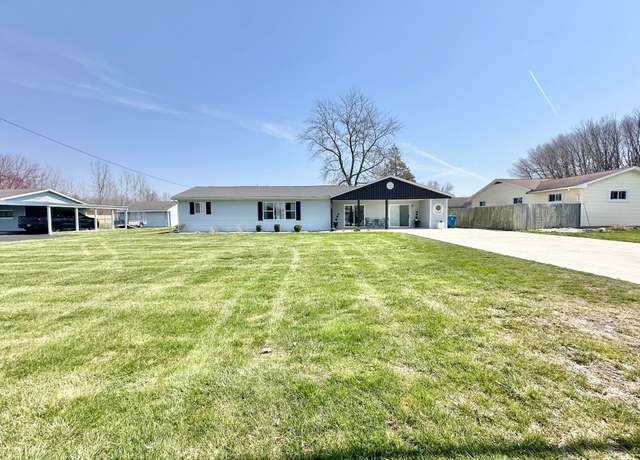 Property at 12293 Torrey Rd, Fenton, MI 48430, 4 beds, 2 baths