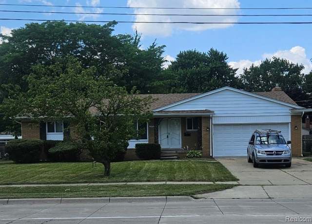 Property at 28601 Little Mack Ave, St Clair Shores, MI 48081, 3 beds, 1.5 baths