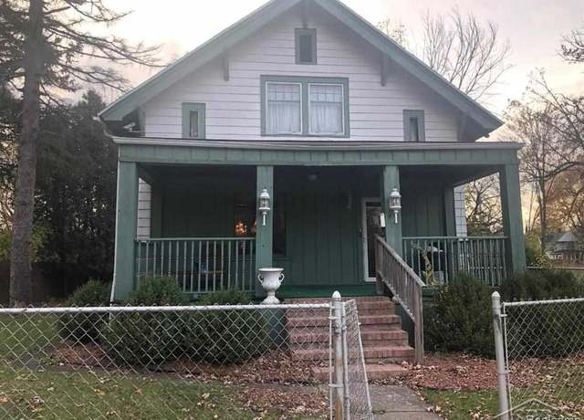 Property at 3137 S Washington Ave, Saginaw, MI 48601, 4 beds, 1 bath