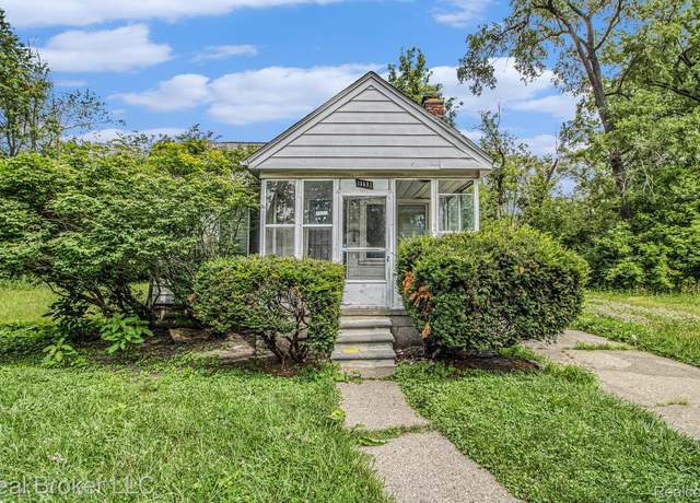 Property at 13576 Warwick St, Detroit, MI 48223, 2 beds, 1 bath