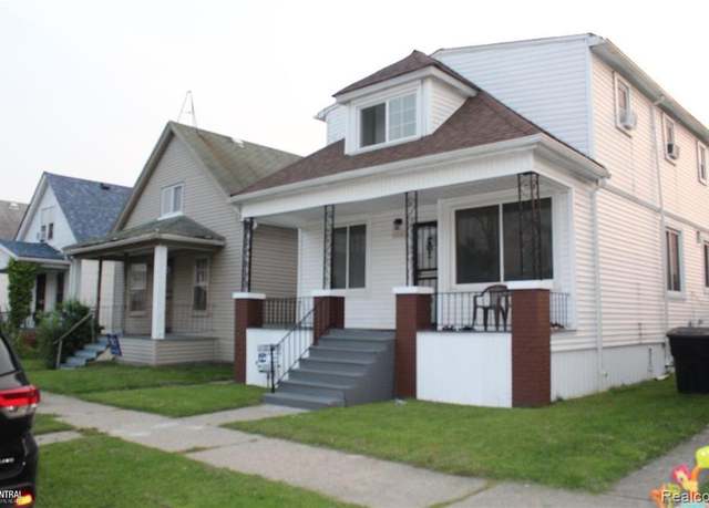 Property at 12647 Gallagher St, Hamtramck, MI 48212, 6 beds, 2 baths
