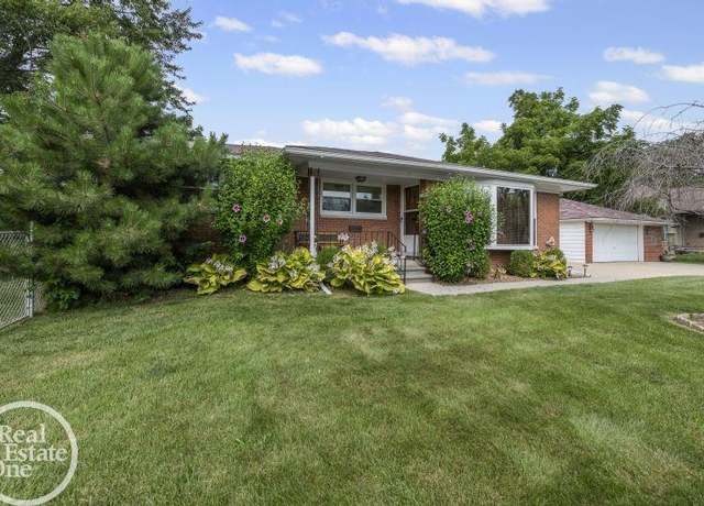 Property at 21719 12 Mile Rd, St Clair Shores, MI 48081, 3 beds, 2.5 baths