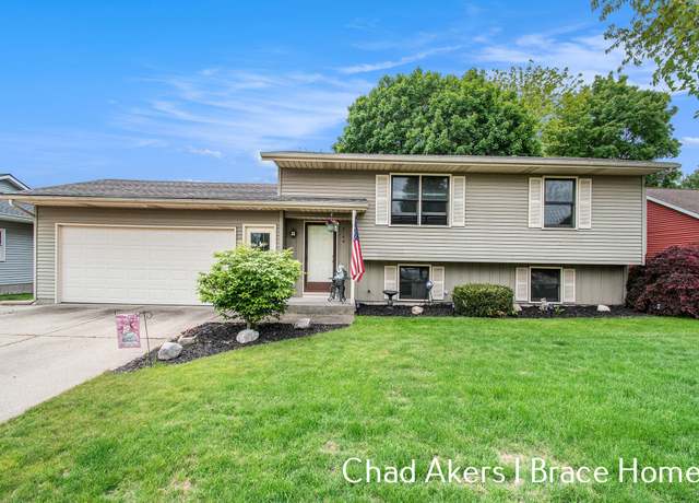 Property at 2140 Sandstone Dr, Jenison, MI 49428, 3 beds, 2 baths