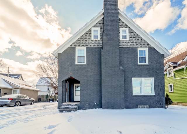 Property at 959 Washtenaw Rd, Ypsilanti, MI 48197, 6 beds, 2.5 baths