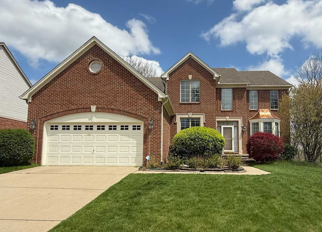 Property at 1043 Moran Dr, Rochester, MI 48307, 4 beds, 3 baths