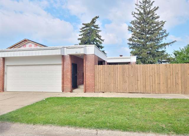 Property at 26001 Harding Sq, Oak Park, MI 48237, 4 beds, 3 baths