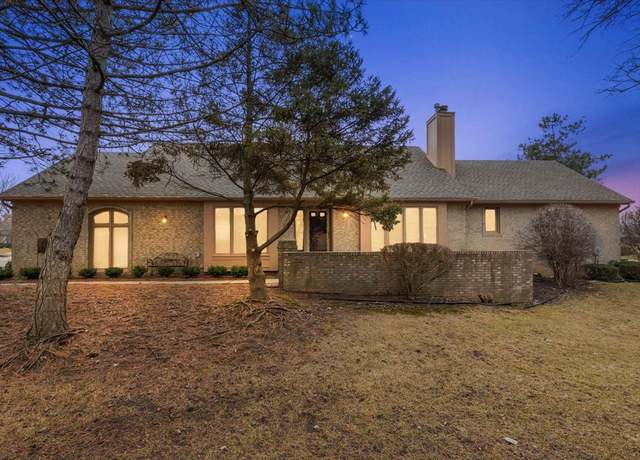 Property at 5853 Dawn Ridge Dr, Troy, MI 48098, 2 beds, 2 baths