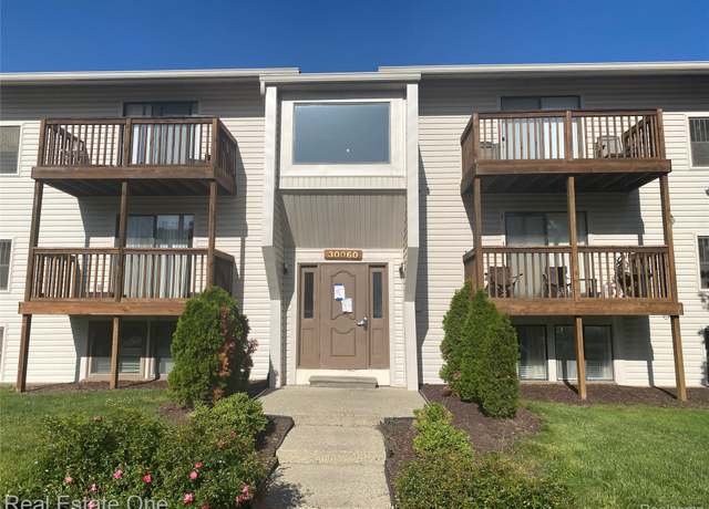 Property at 30060 W Twelve Mile Rd #96, Farmington Hills, MI 48334, 2 beds, 2 baths