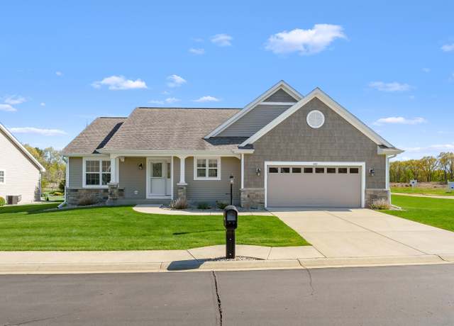 Property at 1082 Gulf Breeze Rd, Portage, MI 49002, 3 beds, 3 baths