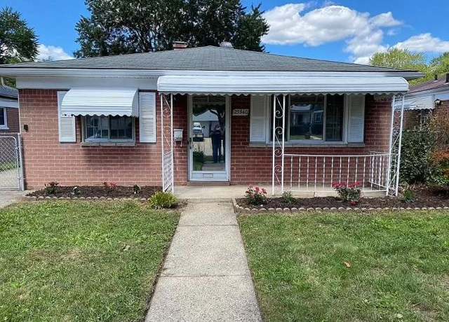 Property at 25540 Hanover St, Dearborn Heights, MI 48125, 3 beds, 1 bath
