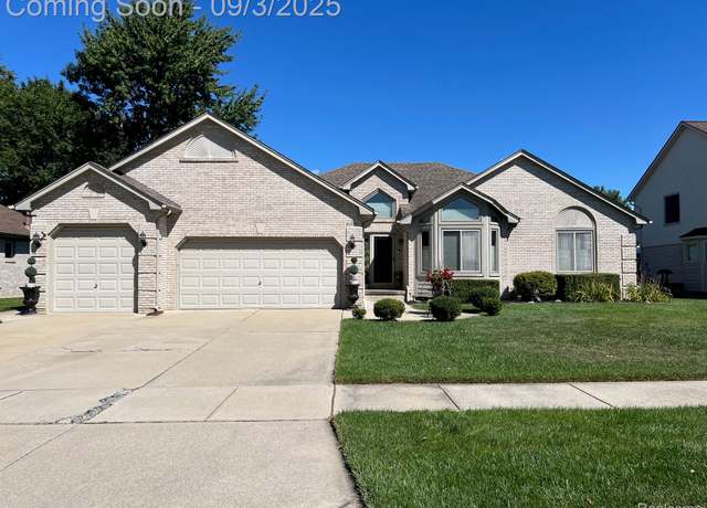 Property at 16513 Edinburgh Dr, Clinton Charter Township, MI 48038, 3 beds, 2.5 baths
