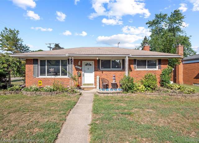 Property at 28015 Loretta Ave, Warren, MI 48092, 3 beds, 2 baths