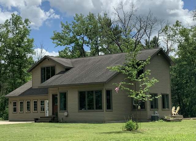 Property at 6928 S Eagle Ln, Newaygo, MI 49337, 3 beds, 3 baths