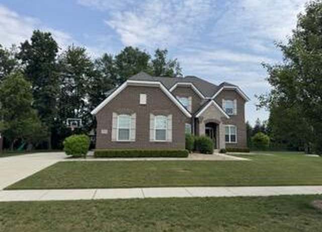 Property at 13531 Brampton Ct, Utica, MI 48315, 4 beds, 3 baths