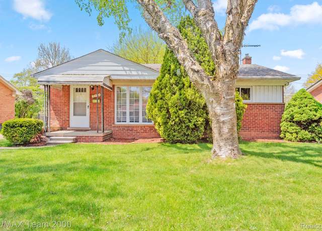 Property at 5492 Heather Ln, Dearborn Heights, MI 48125, 3 beds, 1.5 baths