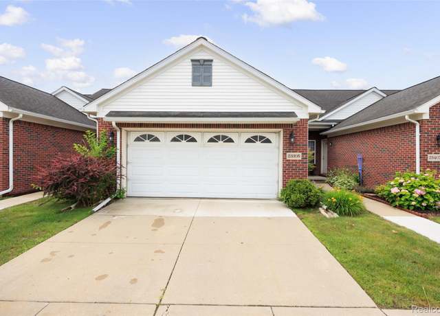 Property at 23395 Pinewood Dr, Taylor, MI 48180, 2 beds, 2 baths