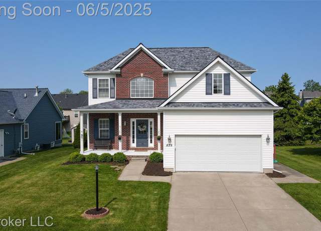 Property at 829 Star Dr, Davison, MI 48423, 3 beds, 2.5 baths