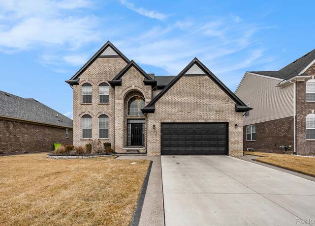 Property at 12255 Wellesley Dr, Sterling Heights, MI 48312, 3 beds, 3.5 baths