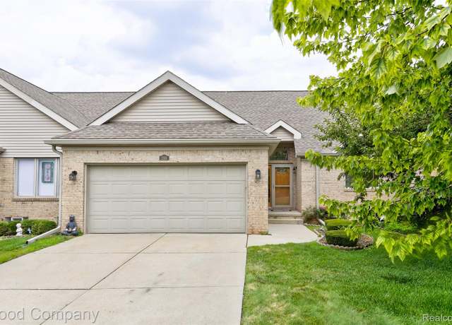 Property at 288 Edington Cir, Canton Charter Township, MI 48187, 2 beds, 2.5 baths