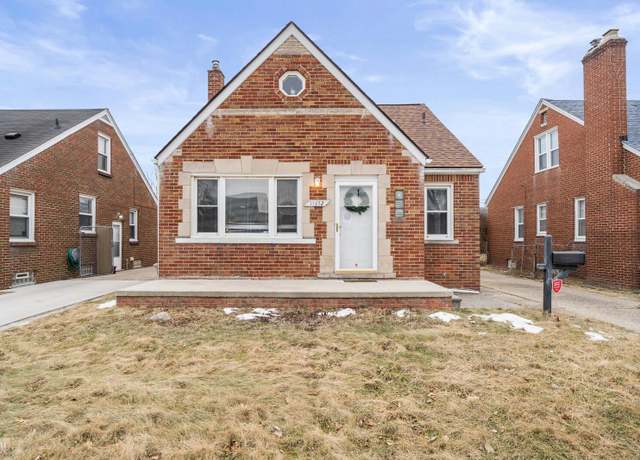 Property at 15352 Collinson Ave, Eastpointe, MI 48021, 3 beds, 1.5 baths