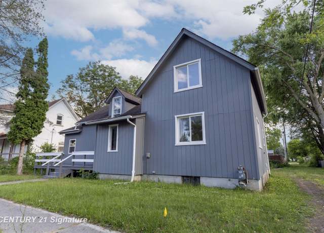 Property at 611 W 2nd St, Pinconning, MI 48650, 3 beds, 2 baths