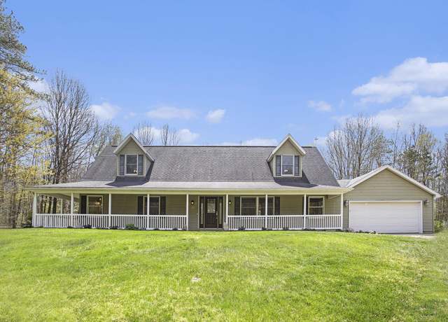 Property at 20188 Hubbard Rd, Battle Creek, MI 49017, 4 beds, 2.5 baths